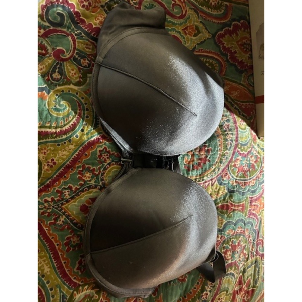 Womens Size 44D Gray Full Coverage Underwire Bra Lined